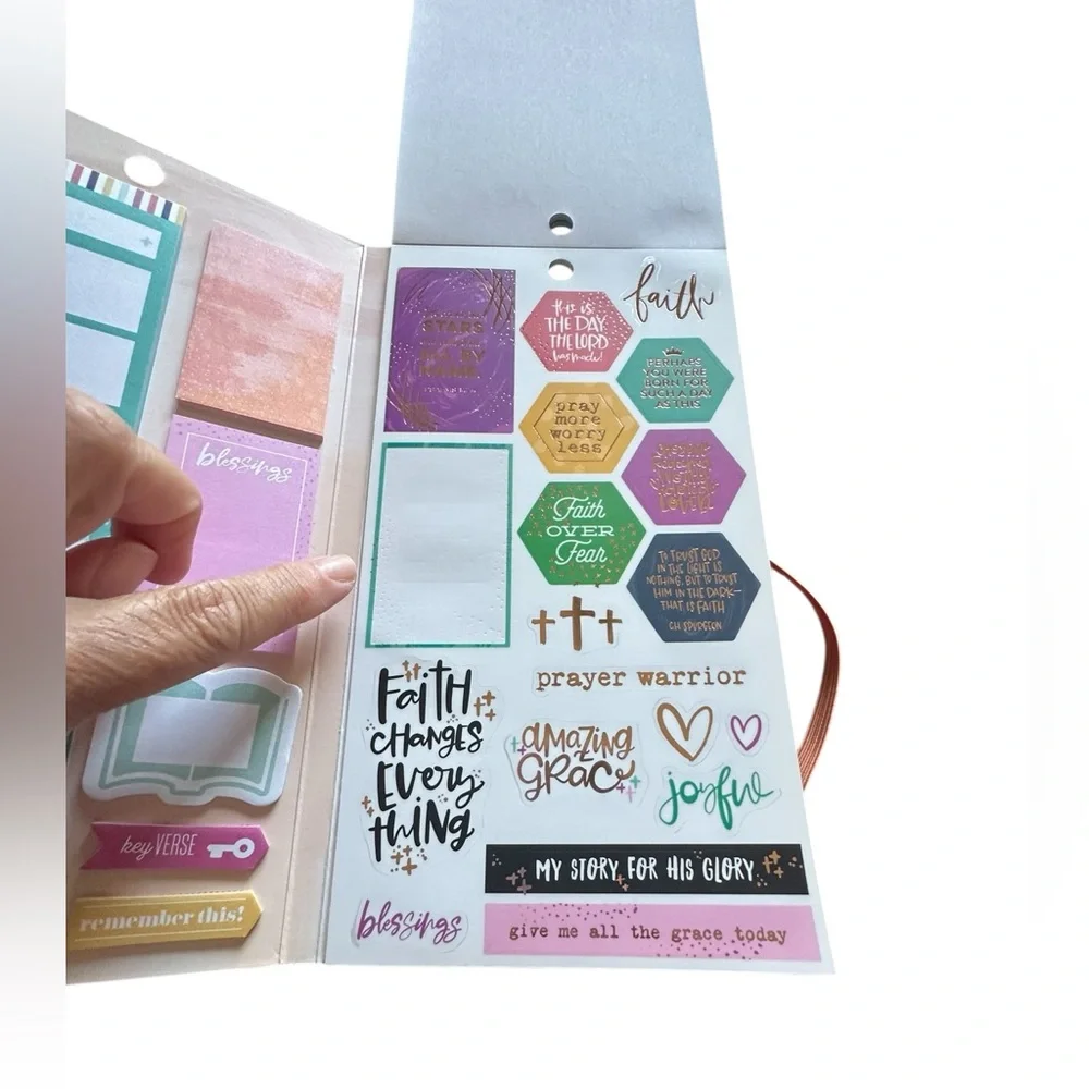 The Happy Planner Faith Warrior Accessory Book Folio